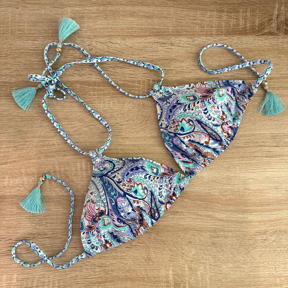 NWOT VS Printed Bikini Top, L